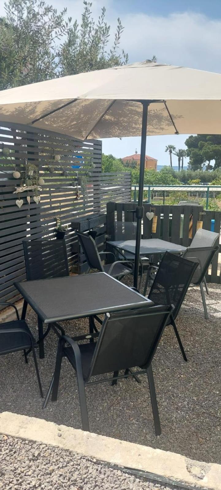 Ferienhaus Maestral - Kastel Kambelovac Kaštela Exterior foto